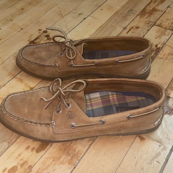 Sperry Boat Shoes - Picture 2 of 4